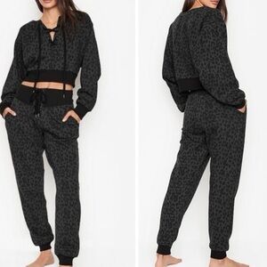 VS Lace up cheetah sweat set